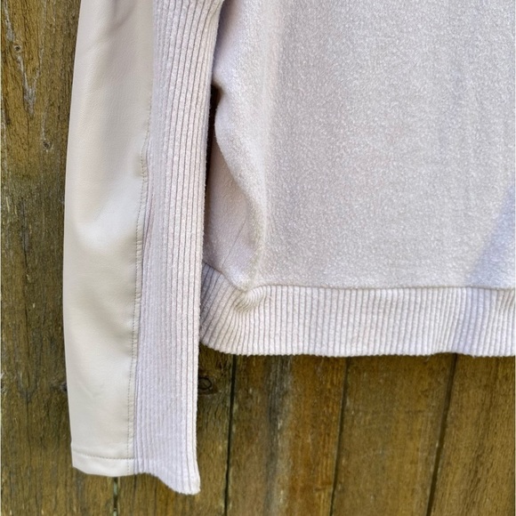Express Mockneck Sweater Cream Sz XS - Picture 3 of 11